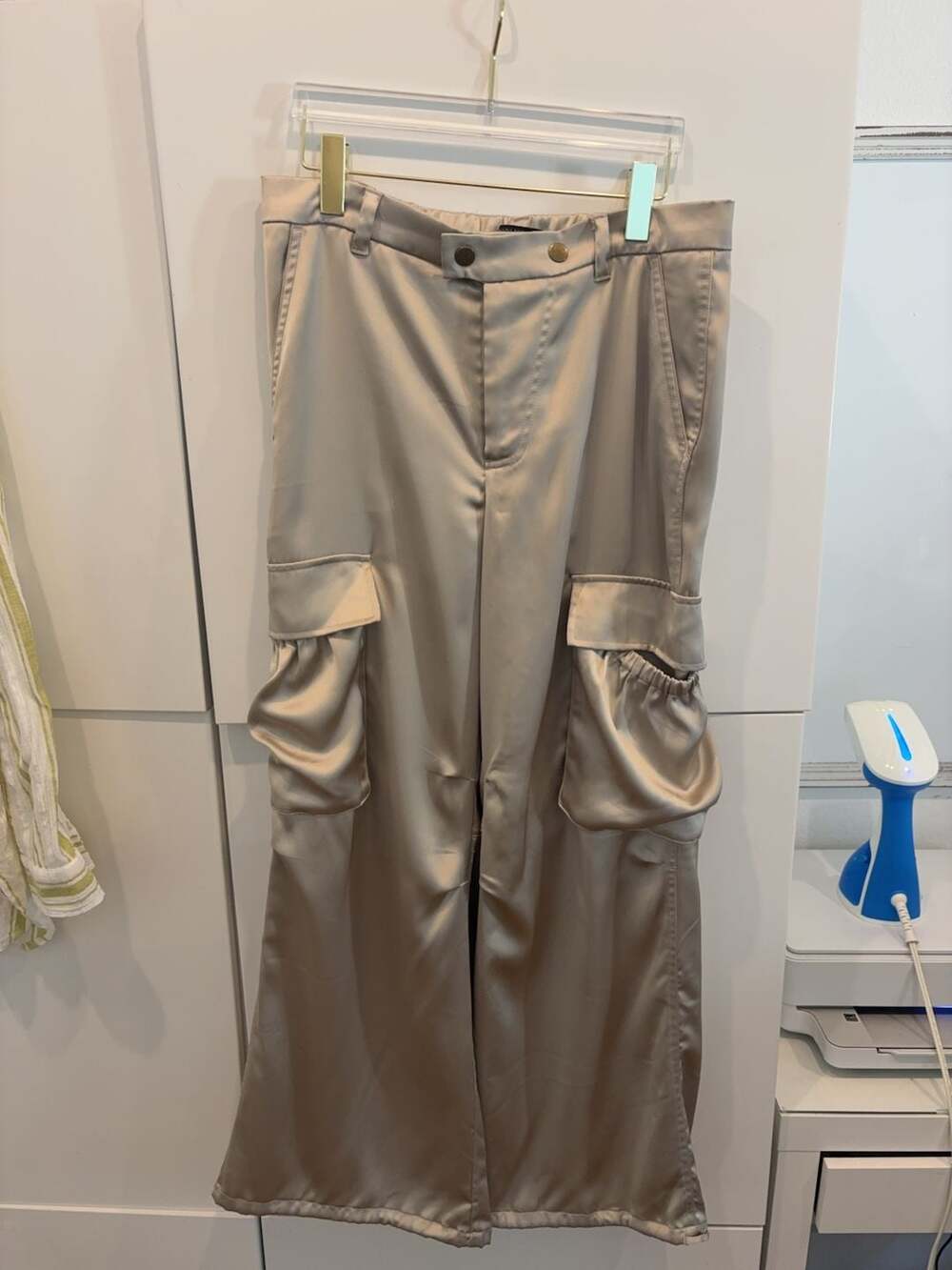 Wide-Leg Mid-Rise Satin Pull-On Cargo Pant - Picture 1 of 10